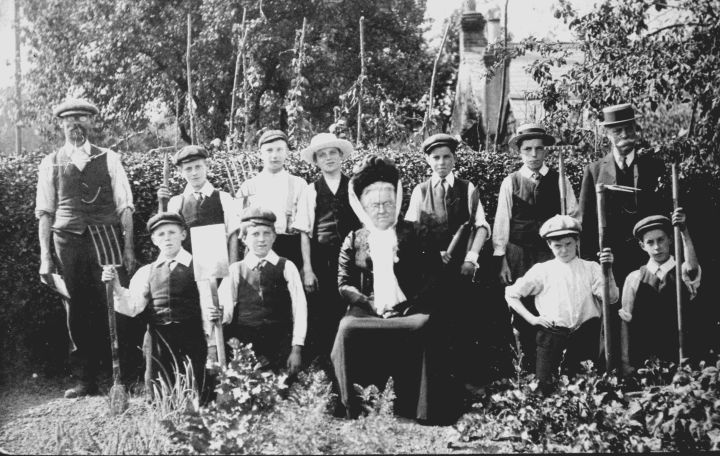 Speldhurst People – Childrens’ Groups